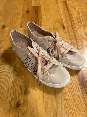Restricted Women's Laser-Cut Lace-Up Sneakers in Blush